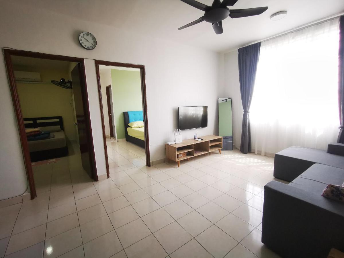 Putatan Platinum Apartment With Pool Kota Kinabalu Zewnętrze zdjęcie